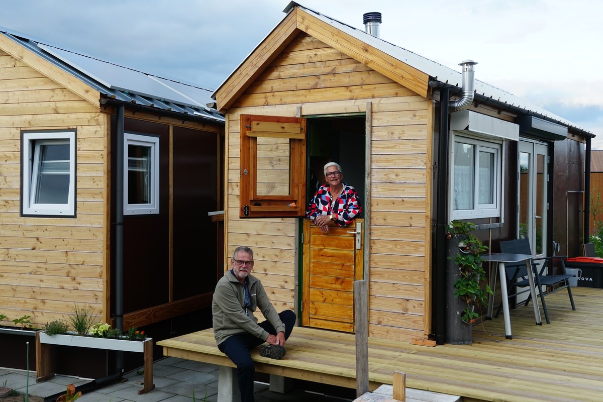 Joke en Wim voor hun tiny house